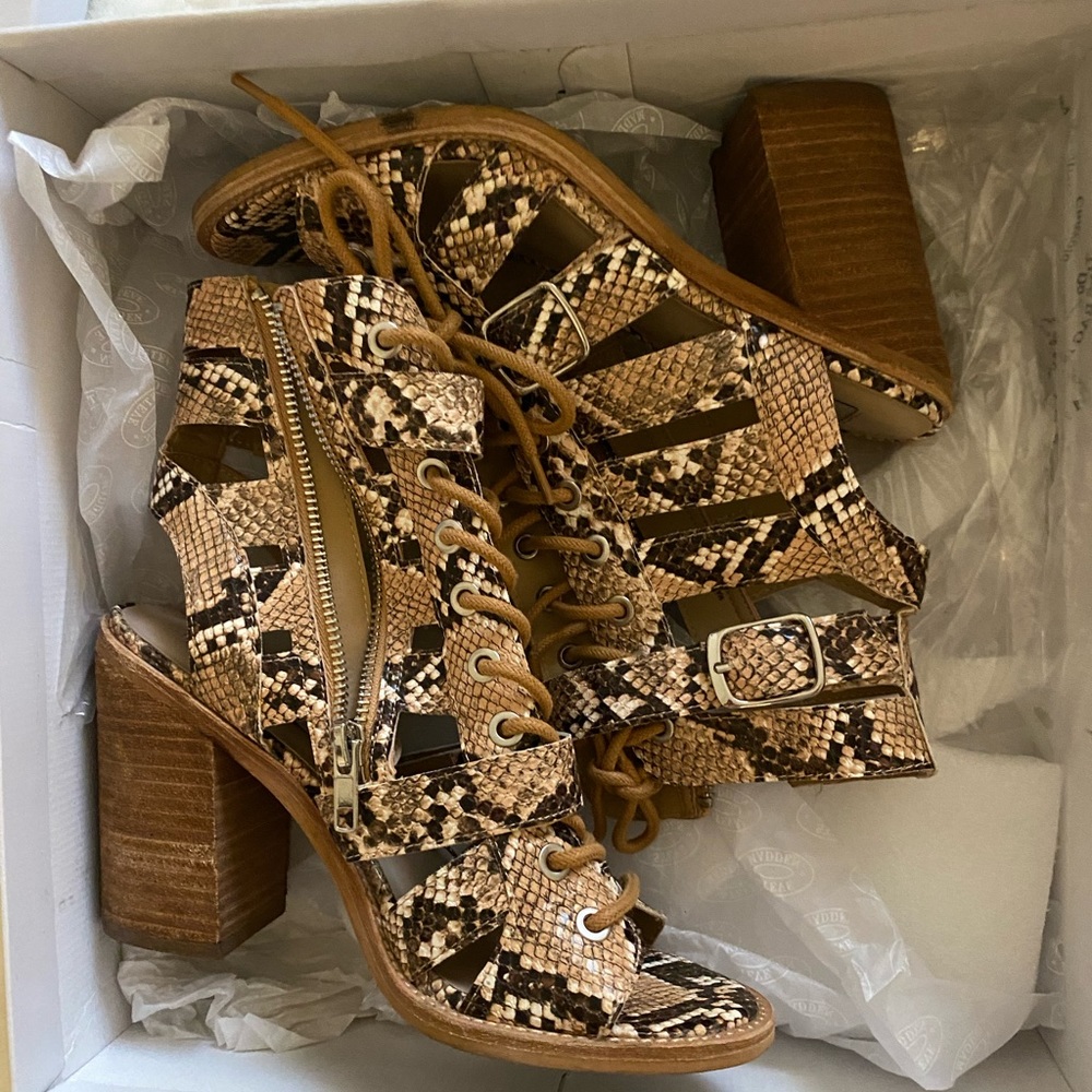 Steve Madden Cecilia Tan snakeskin peep toe